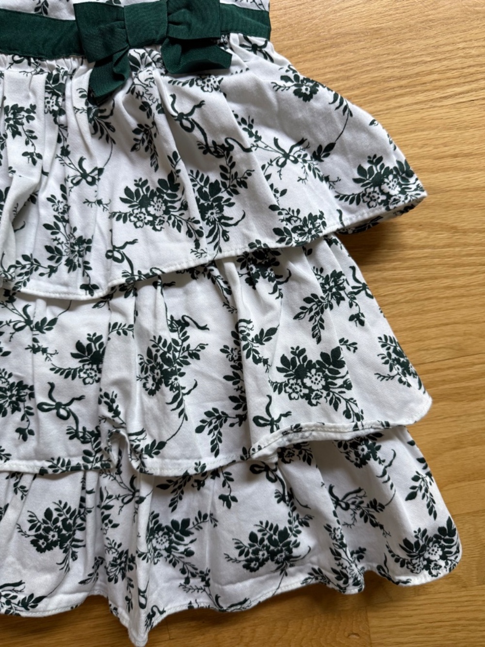 Janie and Jack Green and White Girls Tiered Ruffle Dress Floral + Bows Size 6 - Picture 3 of 3